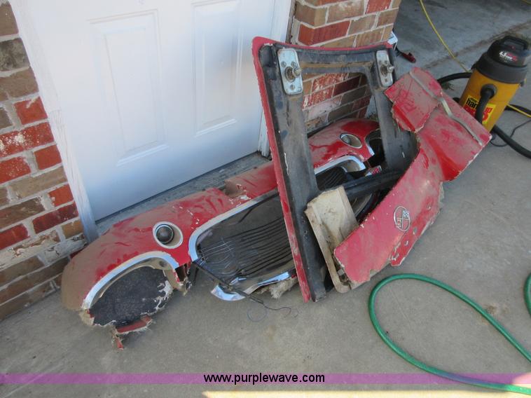 image for item BB9096 1962 Chevrolet Corvette convertible