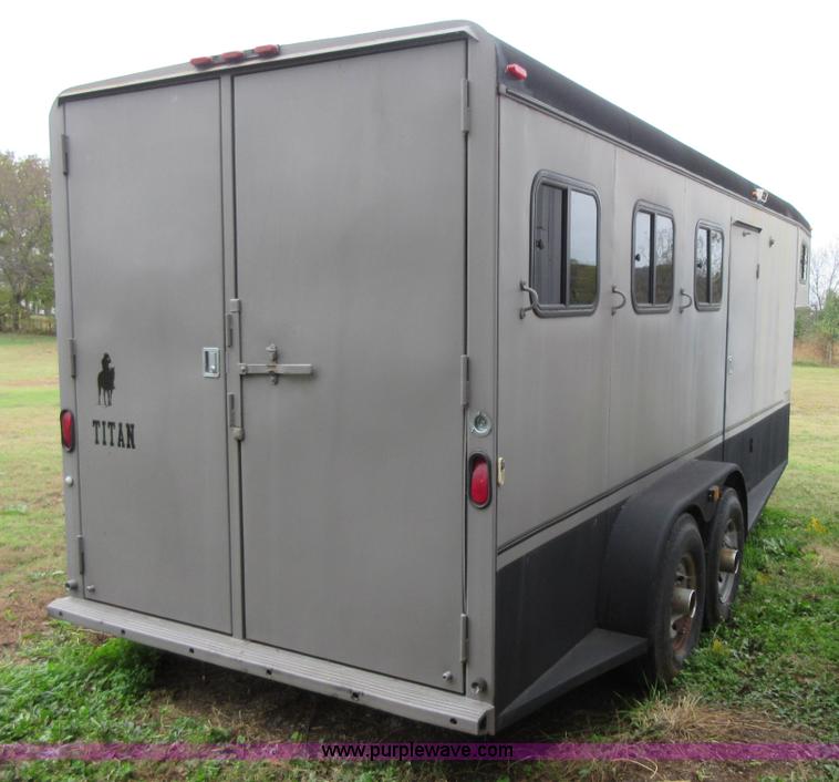 image for item BB9099 1996 Titan 2H1197 livestock trailer