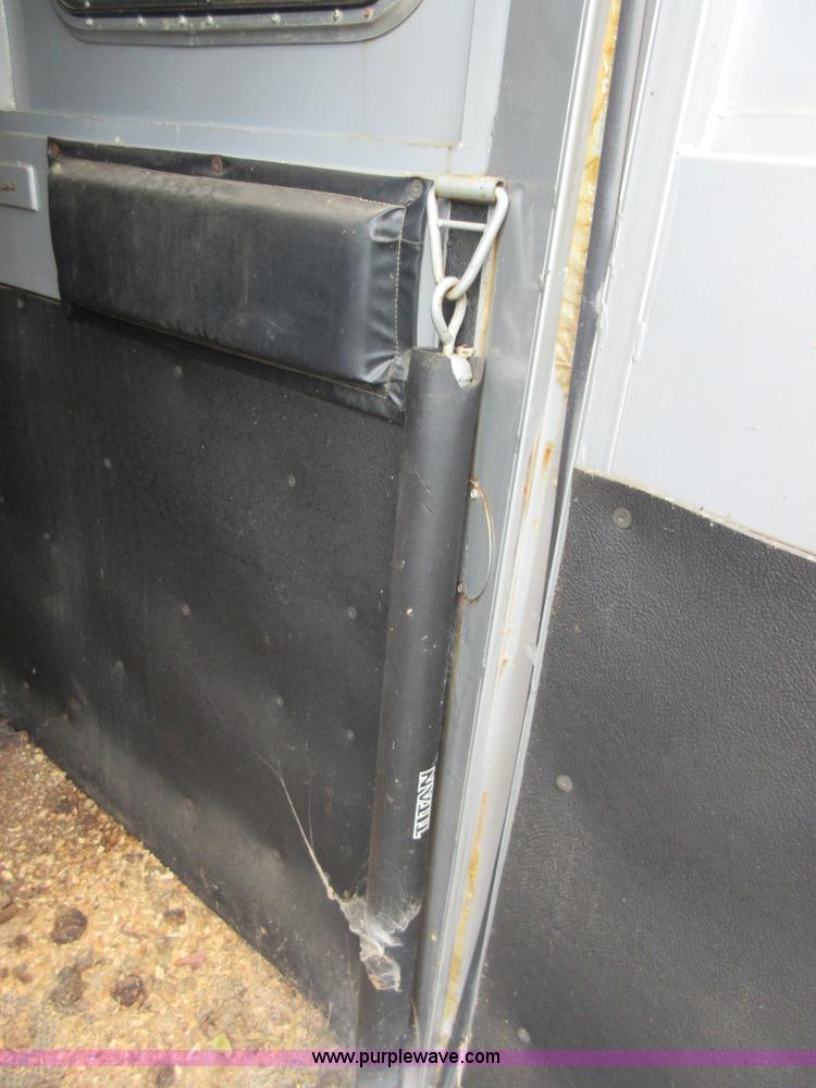 image for item BB9099 1996 Titan 2H1197 livestock trailer