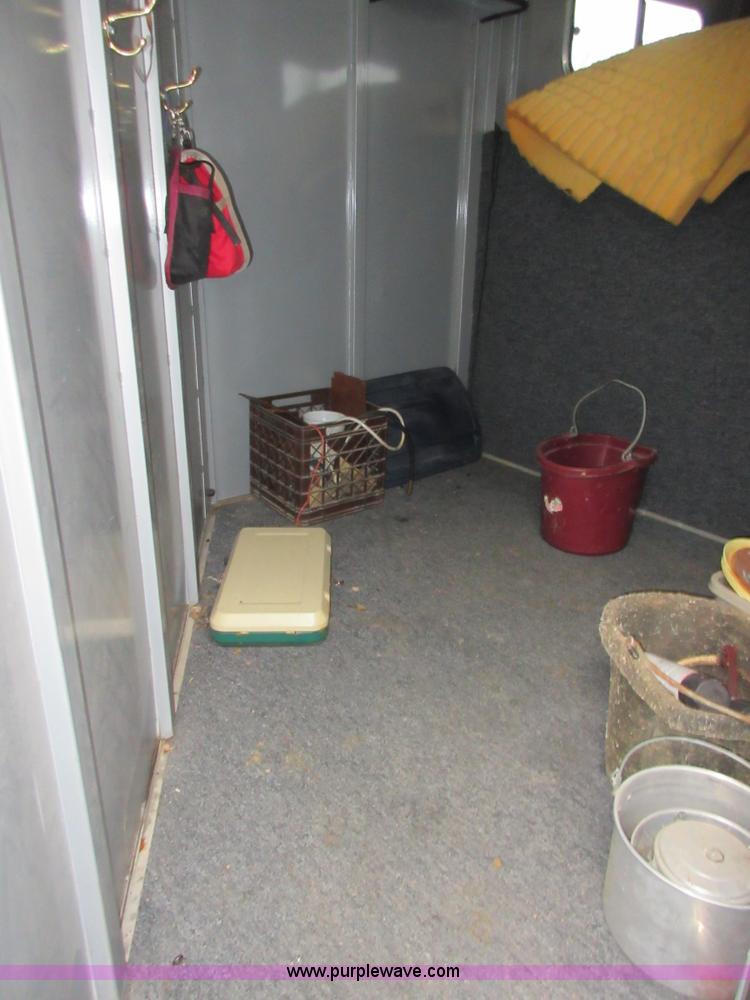 image for item BB9099 1996 Titan 2H1197 livestock trailer