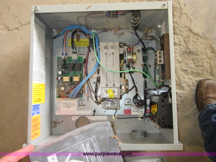 image for item BB9105 Onan automatic generator transfer switch