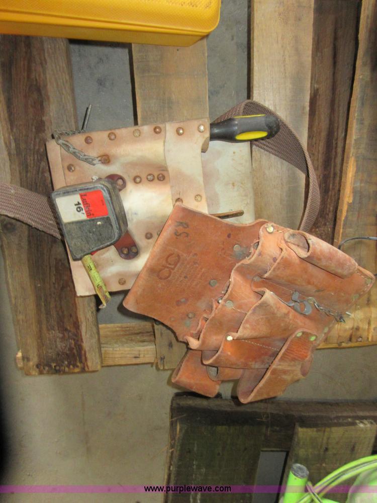 image for item BB9107 Robot Toolz laser plumb