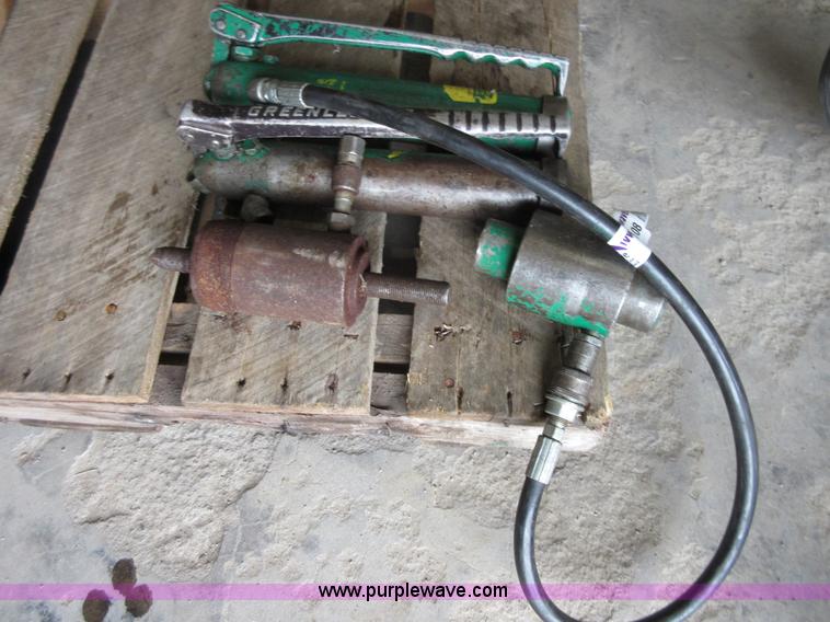 image for item BB9108 Greenlee 767 hydraulic pumps