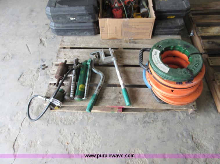 image for item BB9108 Greenlee 767 hydraulic pumps