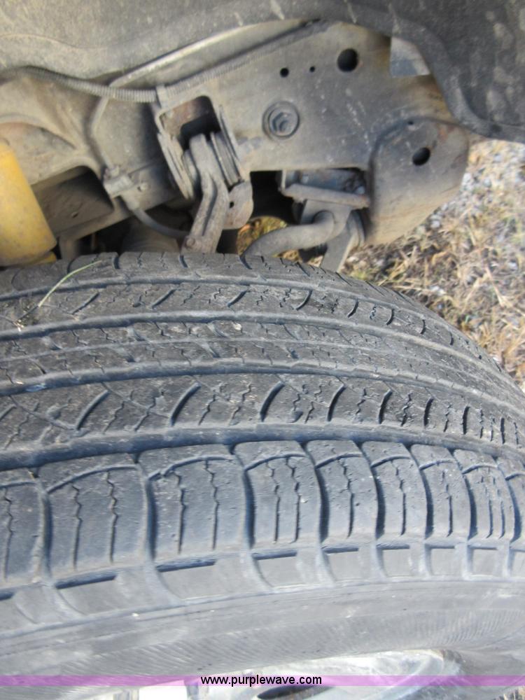 image for item BB9117 2000 Chevrolet Silverado 1500 Ext. Cab pickup truck