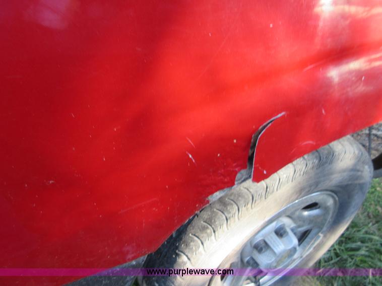 image for item BB9117 2000 Chevrolet Silverado 1500 Ext. Cab pickup truck