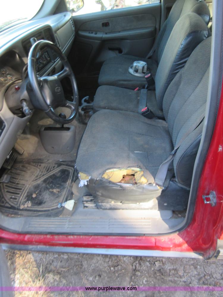 image for item BB9117 2000 Chevrolet Silverado 1500 Ext. Cab pickup truck