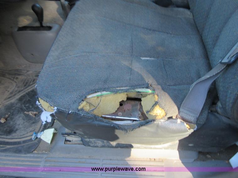 image for item BB9117 2000 Chevrolet Silverado 1500 Ext. Cab pickup truck