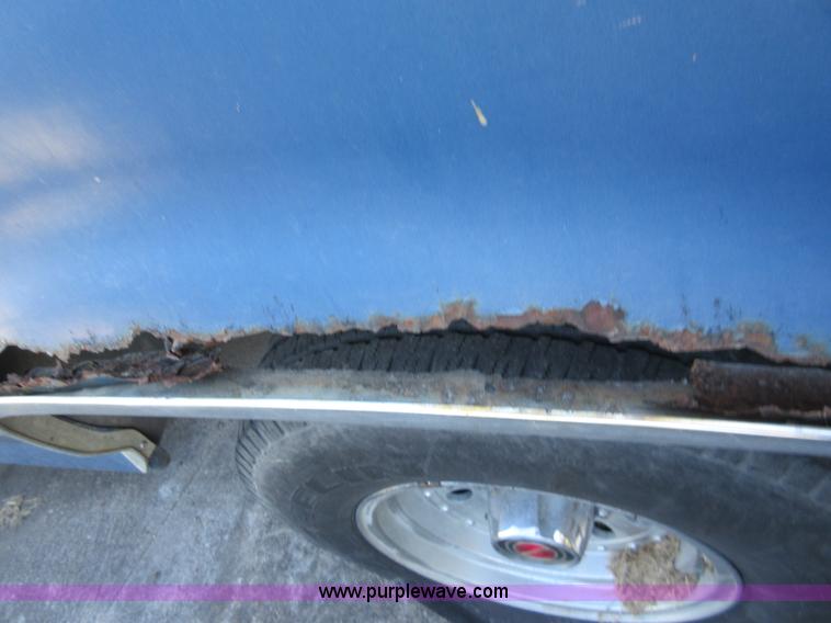 image for item BB9120 1993 Ford F150 pickup truck