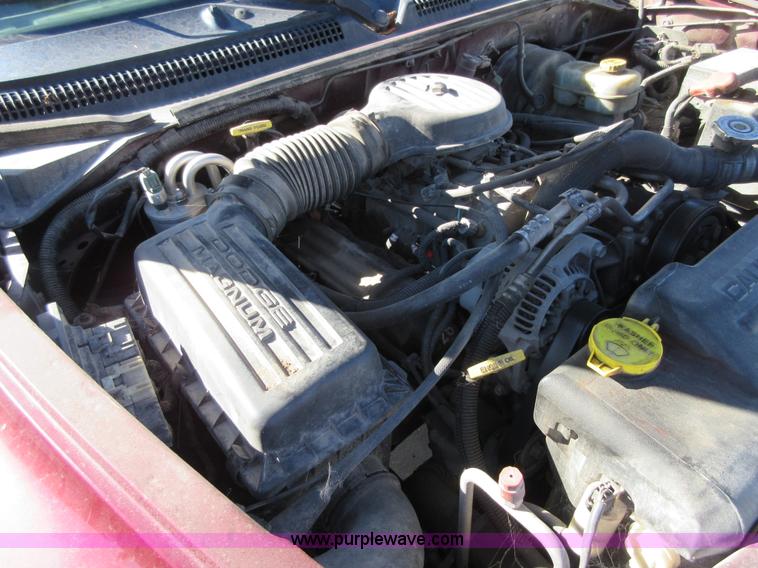 image for item BB9121 2000 Dodge Dakota Quad Cab pickup truck