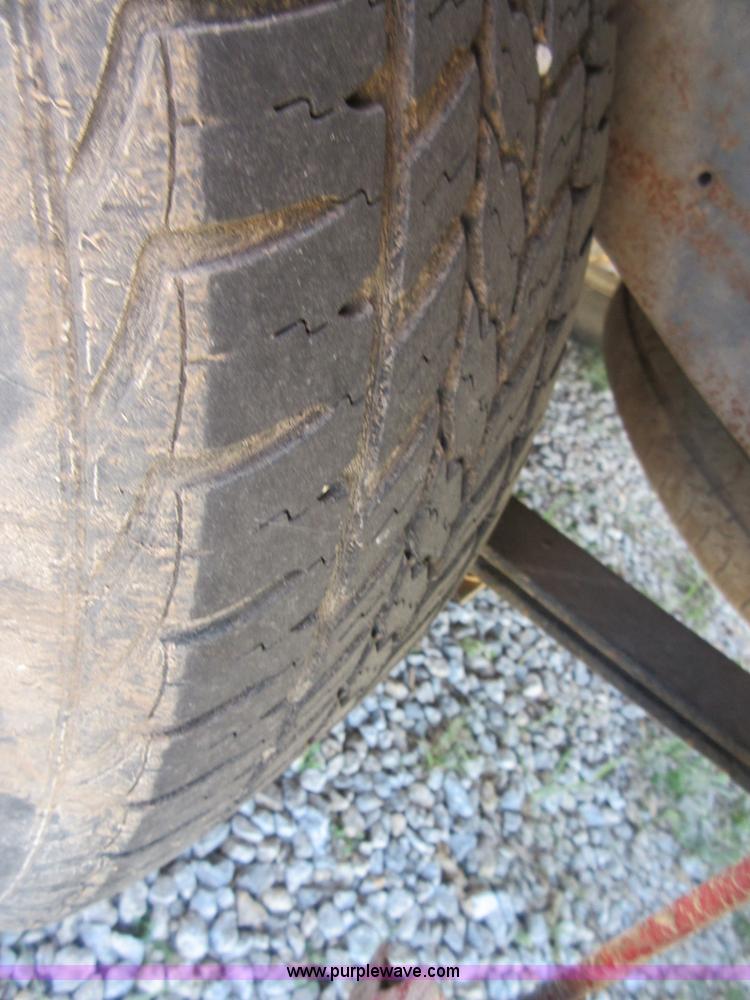 image for item BB9122 1996 Chevrolet S10 Ext. Cab pickup truck