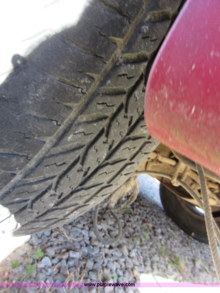 image for item BB9122 1996 Chevrolet S10 Ext. Cab pickup truck