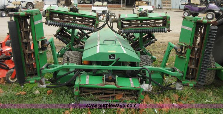 image for item BB9229 John Deere 365 hydraulic reel mower