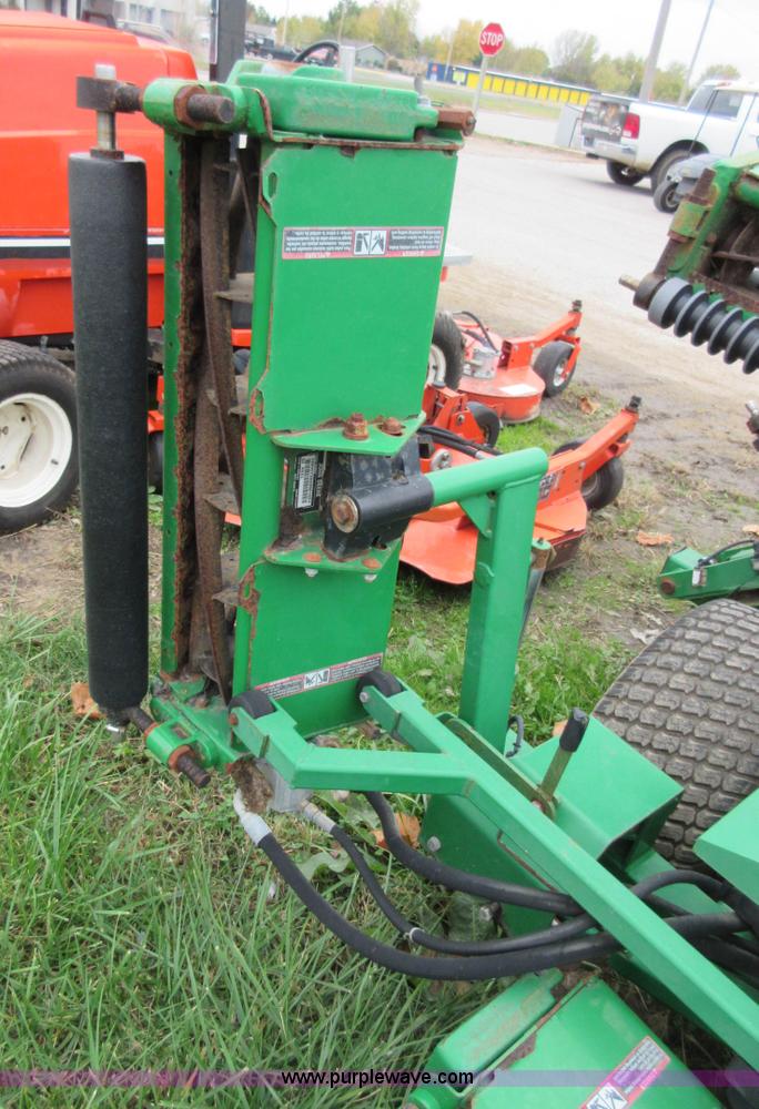 image for item BB9229 John Deere 365 hydraulic reel mower