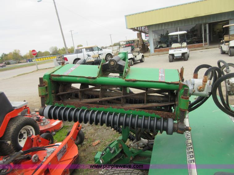 image for item BB9229 John Deere 365 hydraulic reel mower