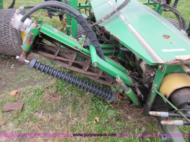 image for item BB9229 John Deere 365 hydraulic reel mower