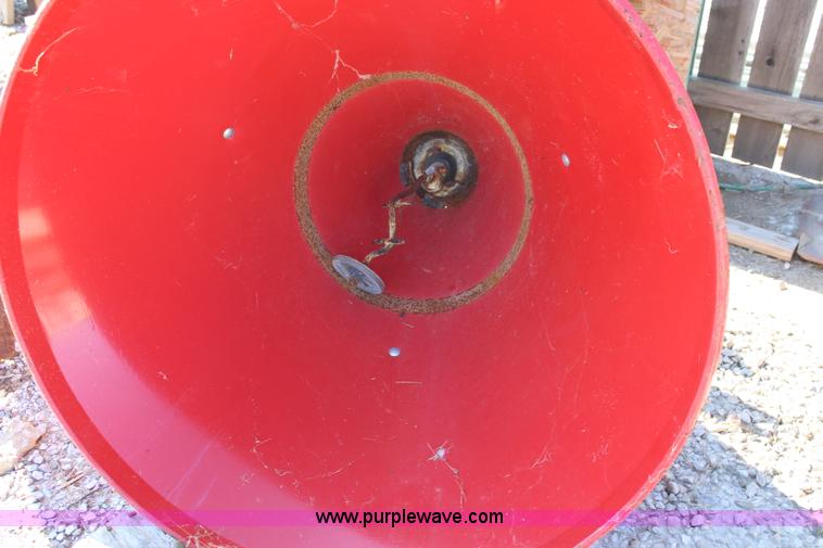 image for item BB9251 Cosmo 500 spreader