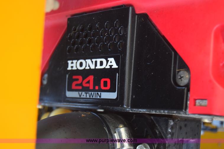 image for item BL9801 2004 Hustler Super Z ZTR lawn mower