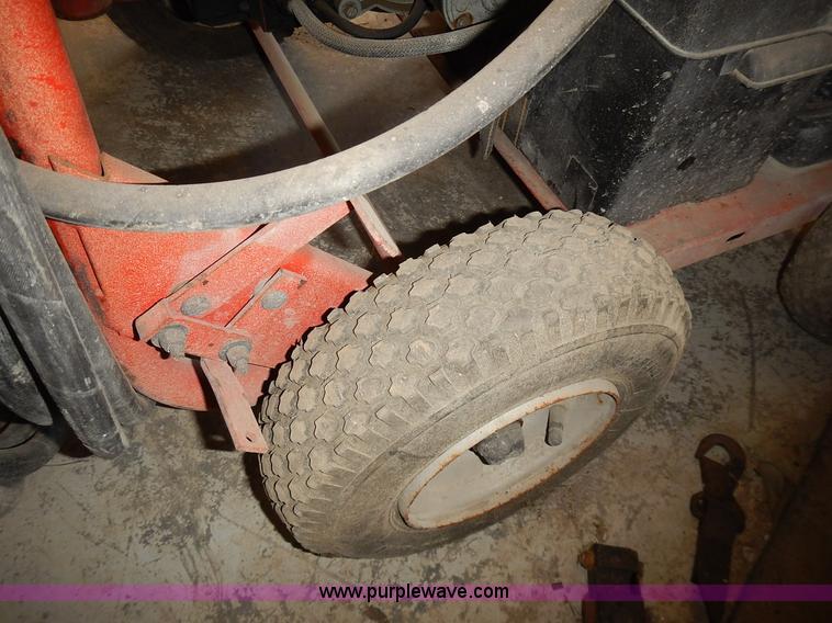 image for item BT9525 Hotsy 1060SS pressure washer