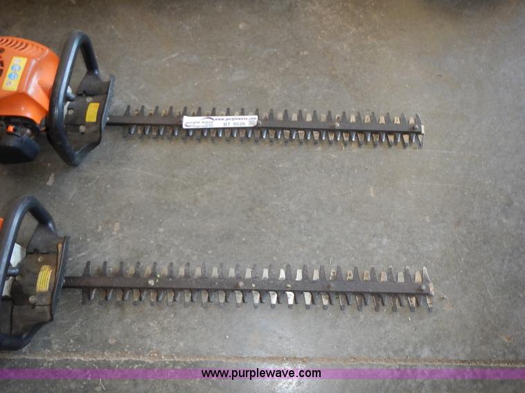 image for item BT9526 (4) assorted hedge trimmers