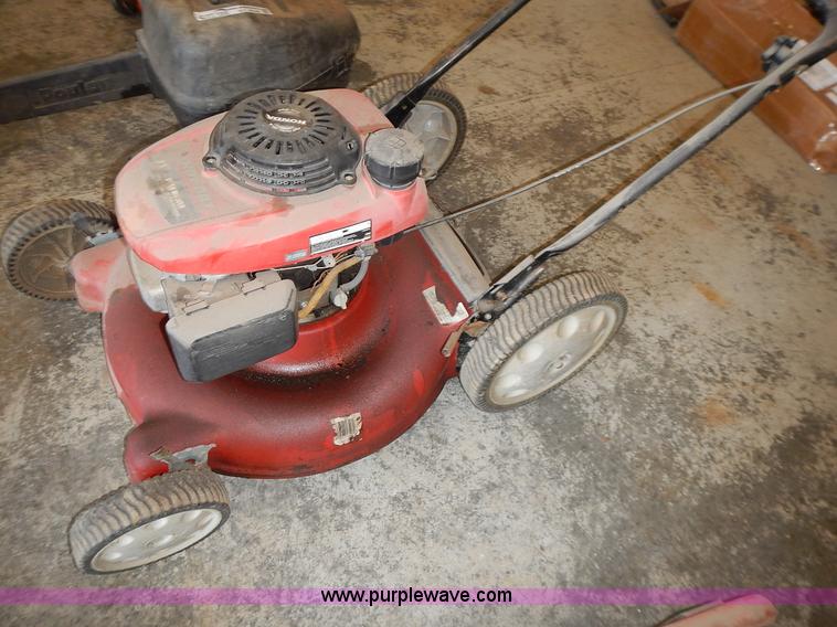 image for item BT9529 Assorted equipment