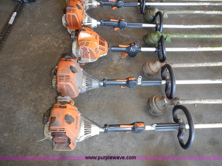 image for item BT9531 Assorted lawn and garden equipment