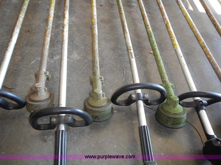 image for item BT9531 Assorted lawn and garden equipment