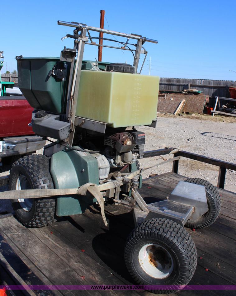 image for item BT9532 Permagreen self-propelled lawn spreader