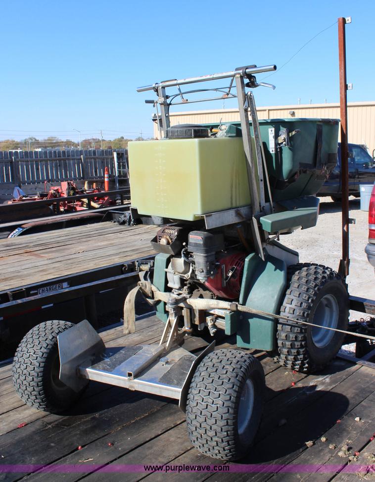 image for item BT9532 Permagreen self-propelled lawn spreader