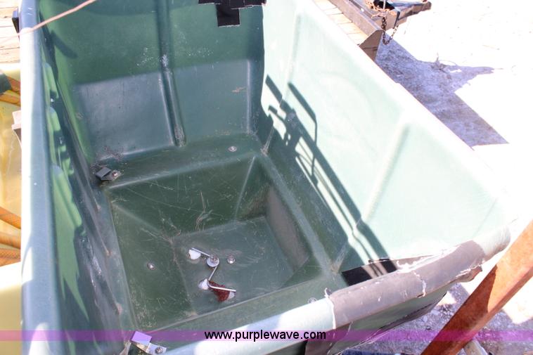 image for item BT9532 Permagreen self-propelled lawn spreader