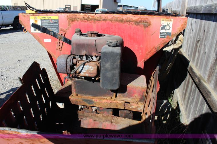 image for item BT9534 Hiniker V-box steel spreader