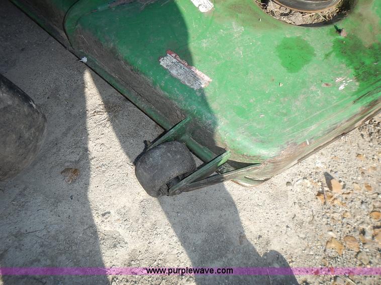 image for item BT9538 John Deere 977 Z-Trak lawn mower