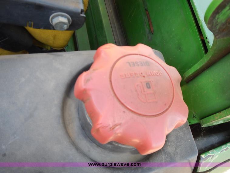 image for item BT9538 John Deere 977 Z-Trak lawn mower