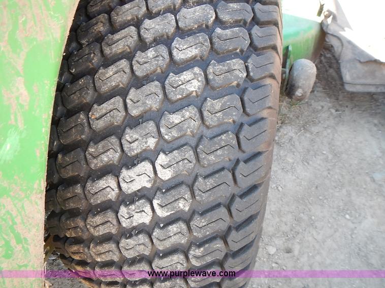 image for item BT9538 John Deere 977 Z-Trak lawn mower