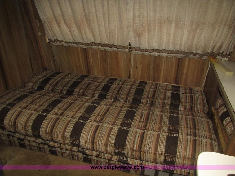 image for item H1026 1983 Ford Econoline Coachmen FreePort motorhome