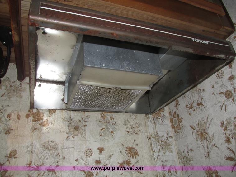 image for item H1026 1983 Ford Econoline Coachmen FreePort motorhome