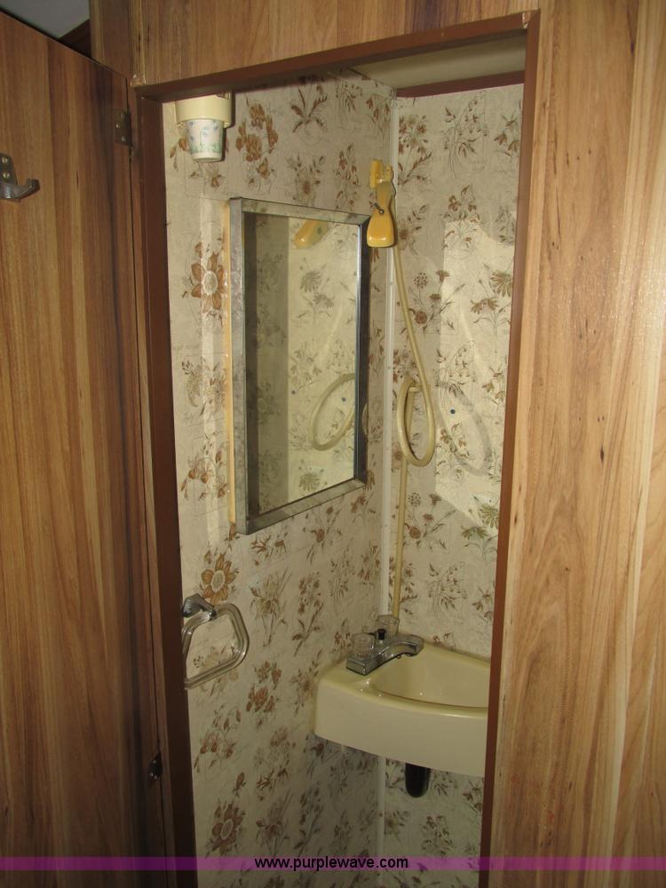 image for item H1026 1983 Ford Econoline Coachmen FreePort motorhome