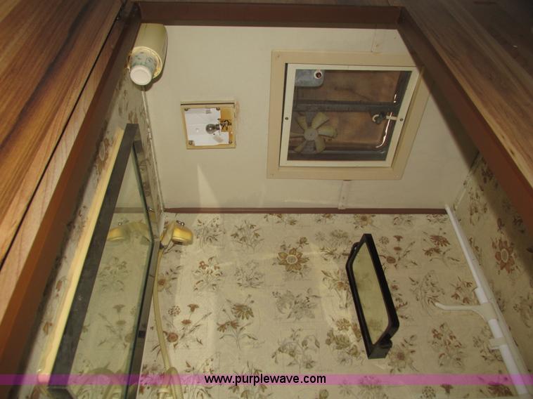 image for item H1026 1983 Ford Econoline Coachmen FreePort motorhome