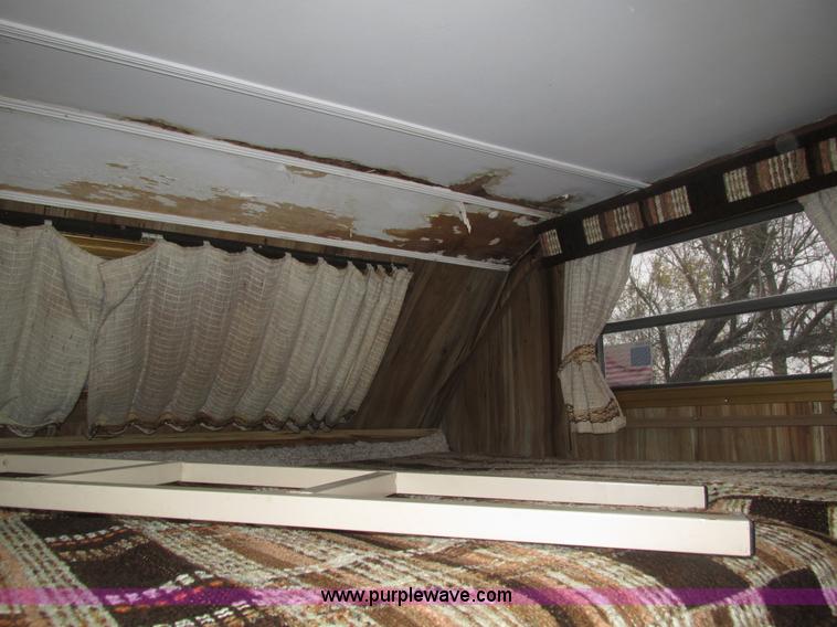 image for item H1026 1983 Ford Econoline Coachmen FreePort motorhome