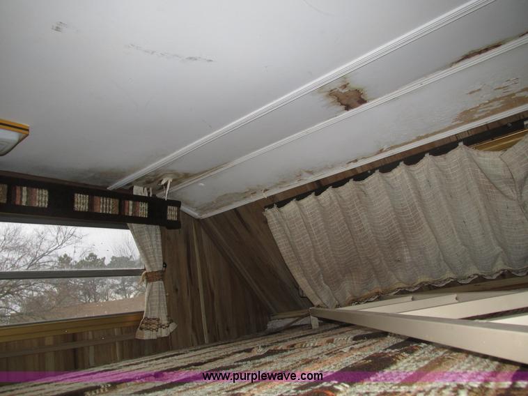 image for item H1026 1983 Ford Econoline Coachmen FreePort motorhome