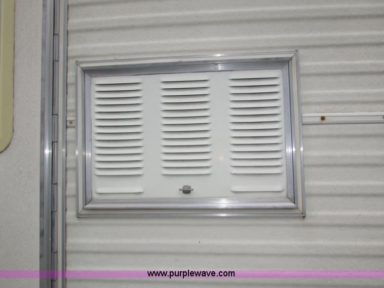 image for item H1026 1983 Ford Econoline Coachmen FreePort motorhome