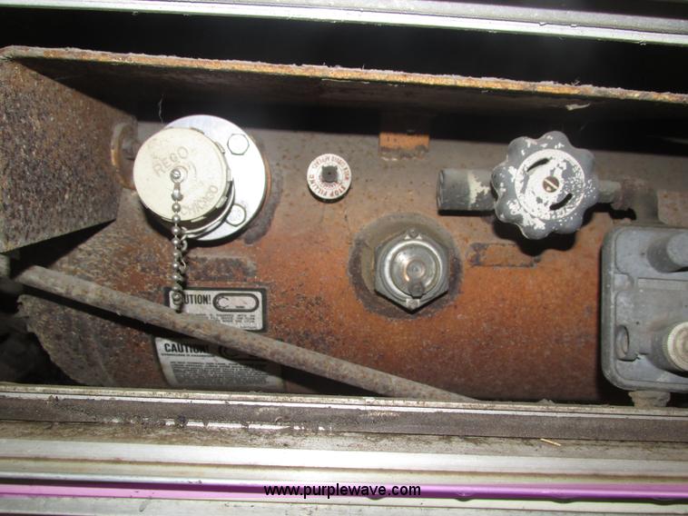 image for item H1026 1983 Ford Econoline Coachmen FreePort motorhome