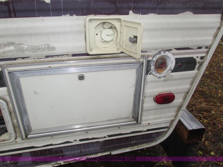 image for item H1026 1983 Ford Econoline Coachmen FreePort motorhome