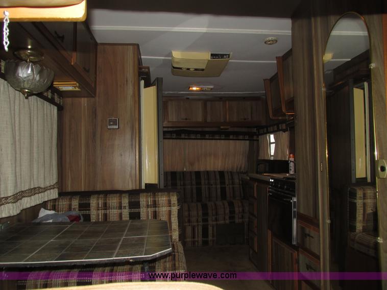 image for item H1026 1983 Ford Econoline Coachmen FreePort motorhome