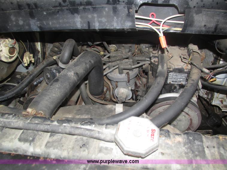 image for item H1026 1983 Ford Econoline Coachmen FreePort motorhome