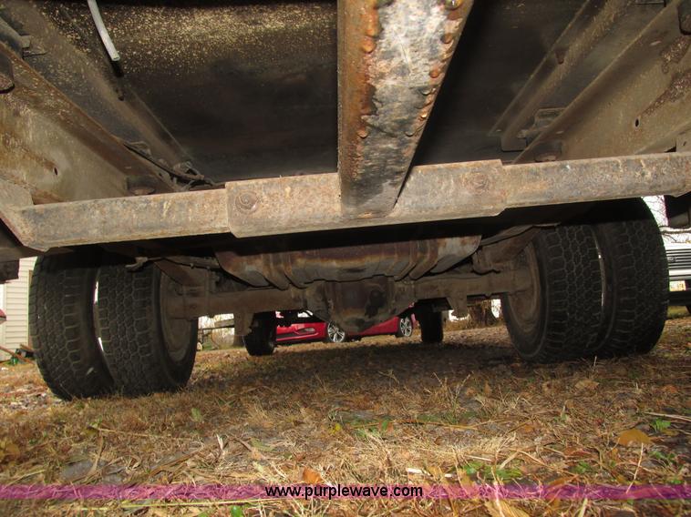 image for item H1026 1983 Ford Econoline Coachmen FreePort motorhome