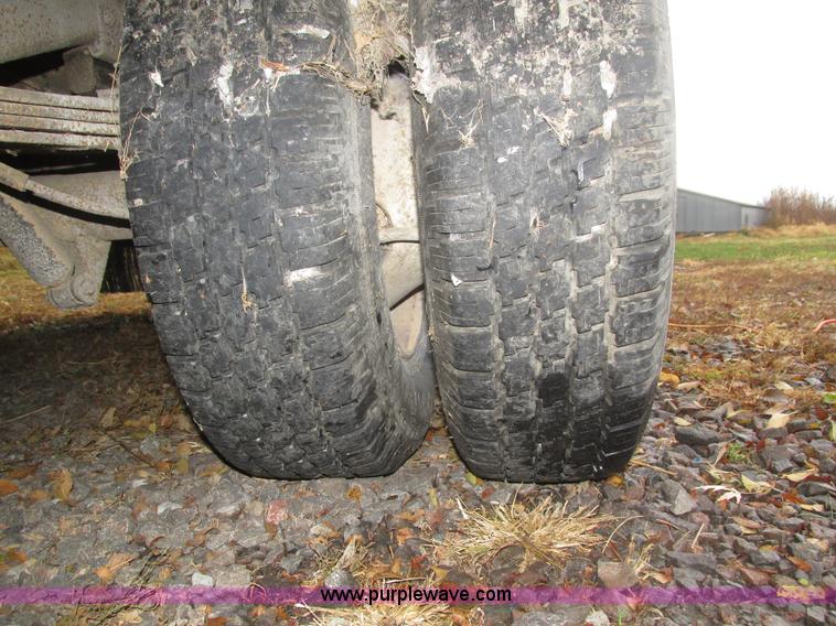 image for item H1026 1983 Ford Econoline Coachmen FreePort motorhome