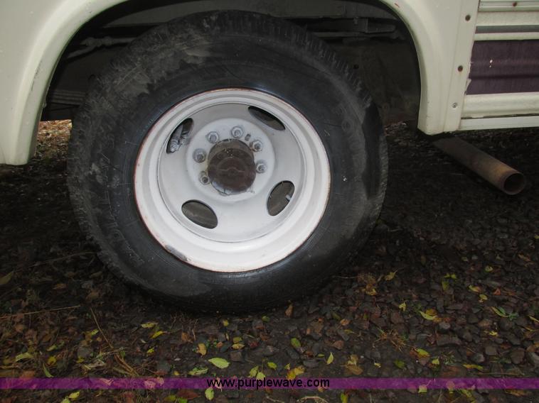 image for item H1026 1983 Ford Econoline Coachmen FreePort motorhome