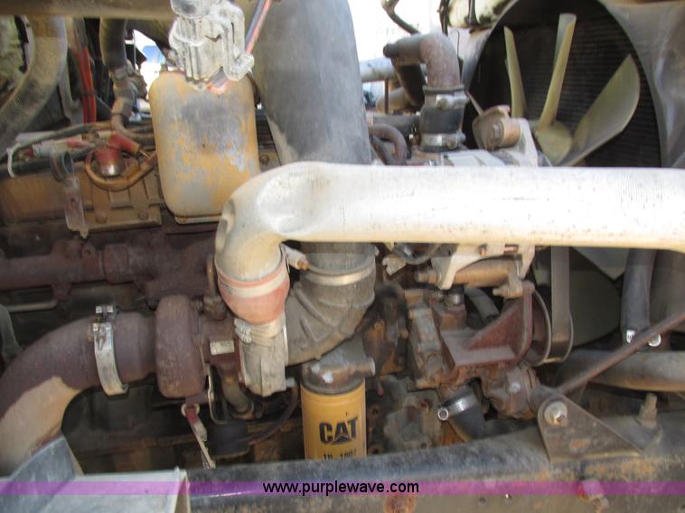 image for item H1119 1998 Ford L8513 Louisville 113 propane delivery truck