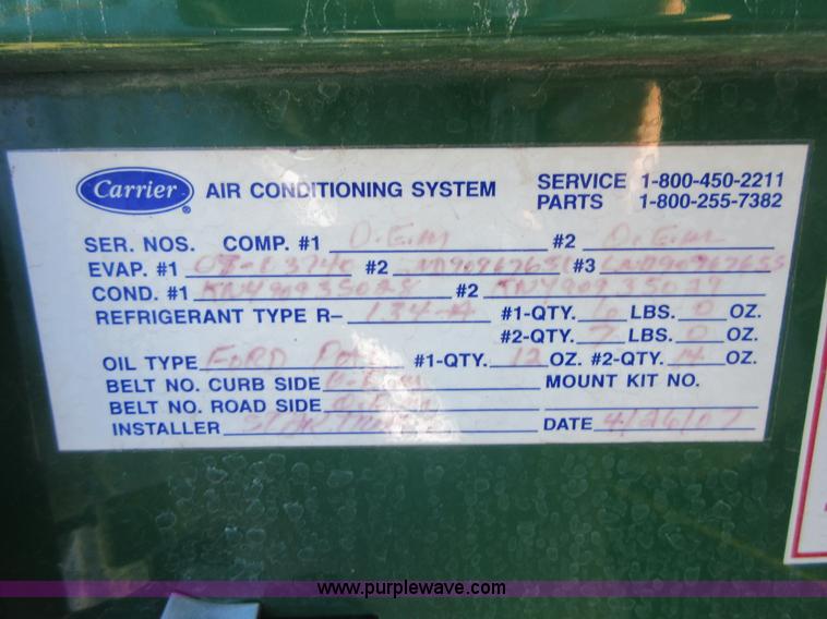 image for item I1853 2007 Freightliner MB55 Supreme Classic trolley